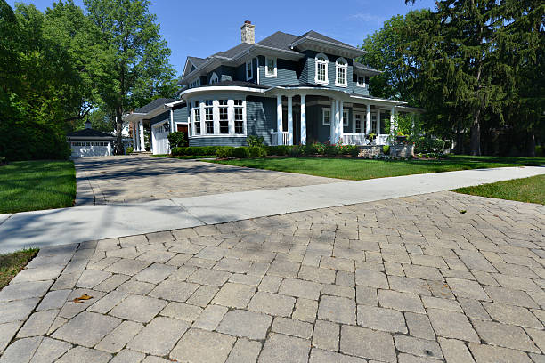 Best Professional Driveway Pavers  in Streamwood, IL